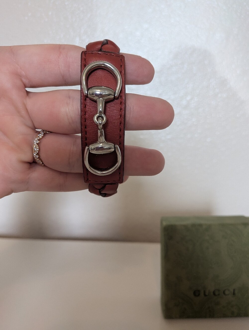 Gucci Red Leather Braided Horsebut Bracelet Like New ๐ - Picture 9 of 11